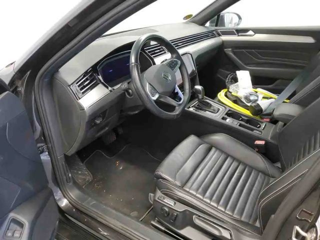 Volkswagen Passat GTE Variant