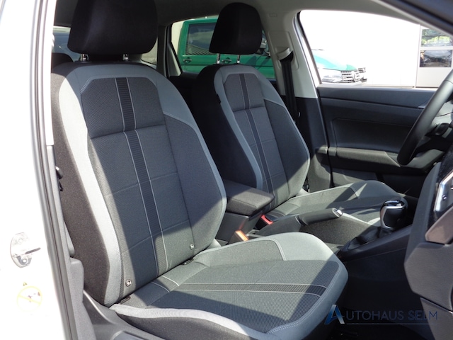 Volkswagen Polo 1.0 TSI DSG Style