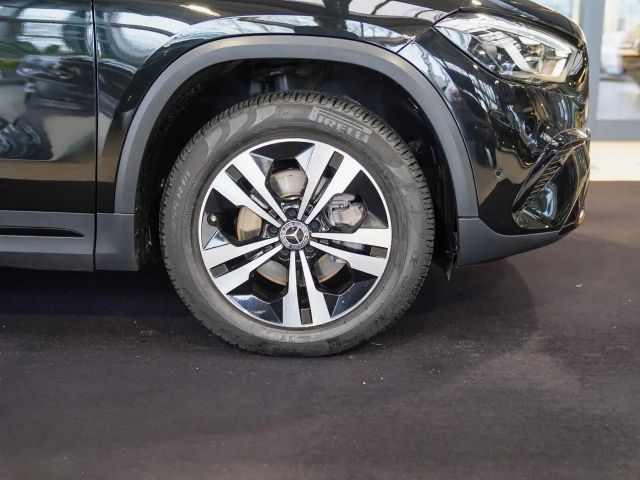 Mercedes-Benz GLA 200 GLA 200 d Progressive