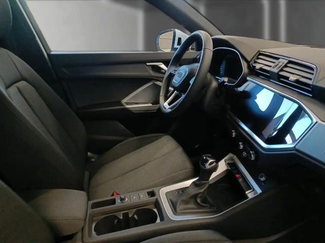 Audi Q3 35 TFSI S-Tronic