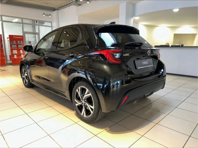 Toyota Yaris Hybride Team D