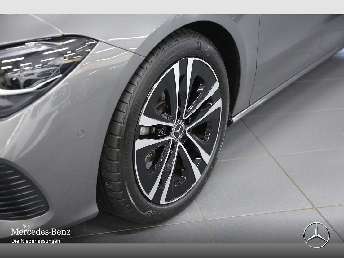 Mercedes-Benz CLA 180 Shooting Brake