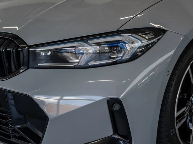 BMW 320 320i M-Sport Touring