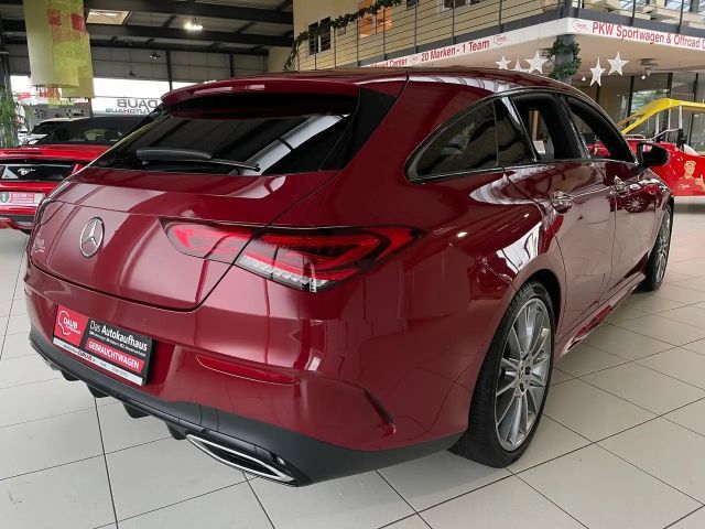 Mercedes-Benz CLA 200 AMG Line