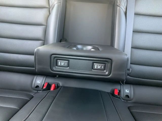 Renault Koleos Blue Initiale Paris