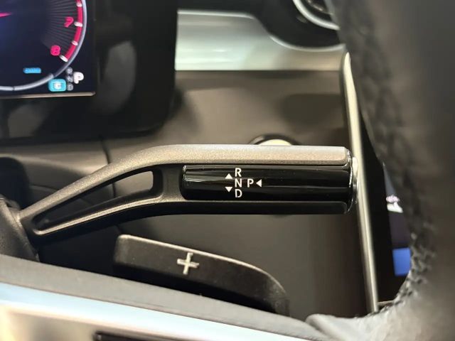 Mercedes-Benz C 300 4MATIC AVANTGARDE Sedan