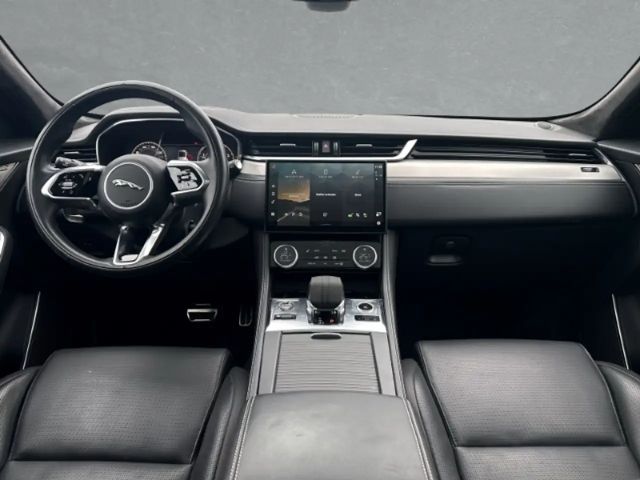 Jaguar F-Pace P400e R-Dynamic
