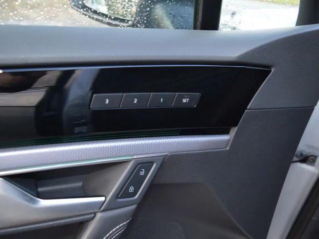 Volkswagen Touareg 4Motion R-Line