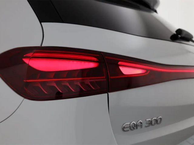 Mercedes-Benz EQA 300 4MATIC