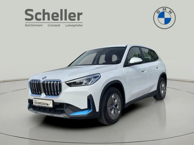 BMW iX1 xDrive30