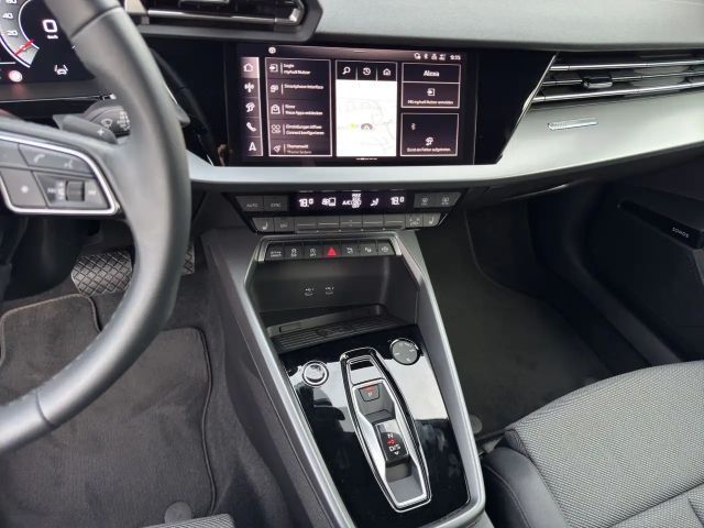 Audi A3 35 TFSI S-Line S-Tronic Sedan