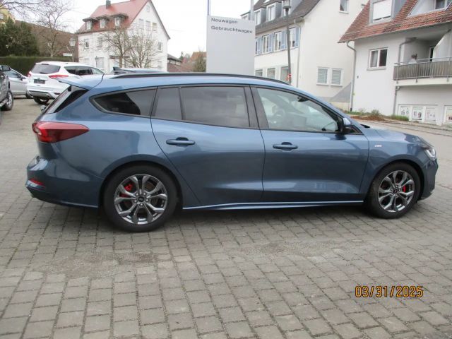 Ford Focus EcoBoost ST Line Wagon
