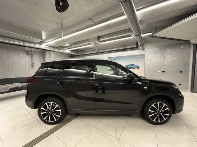 Suzuki Vitara AllGrip Hybrid Shine