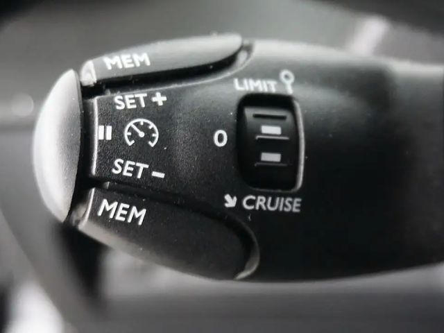 Peugeot 2008 Allure Pack PureTech