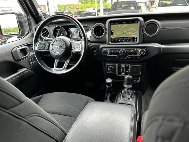 Jeep Wrangler 4xe Sahara