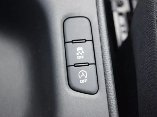 Toyota Yaris Club Hatchback