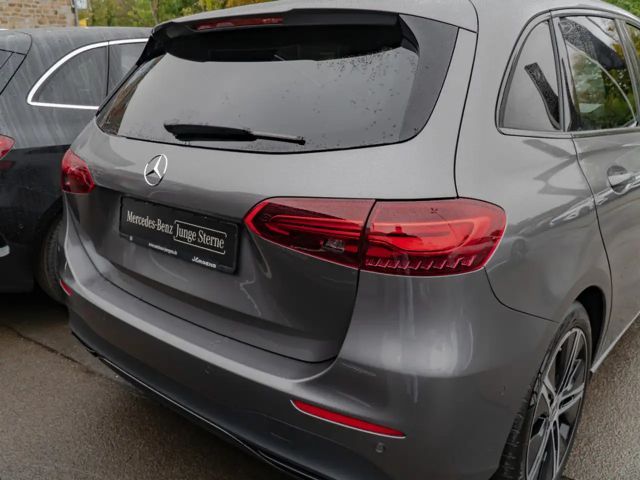 Mercedes-Benz B 200 B 200 d Progressive