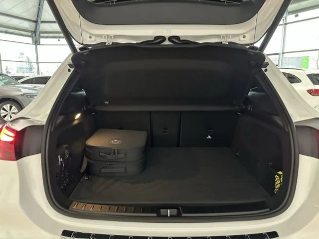 Mercedes-Benz EQA 300 4MATIC Progressive