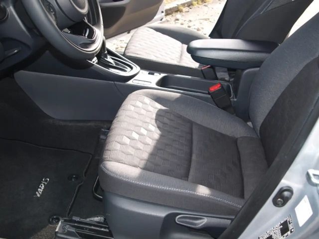 Toyota Yaris Active Comfort Hatchback