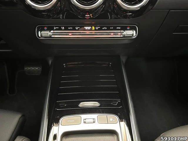 Mercedes-Benz GLA 200 Progressive