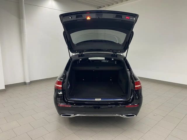 Mercedes-Benz E 220 AMG Line E 220 d Estate