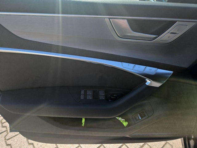 Audi S6 Avant Quattro