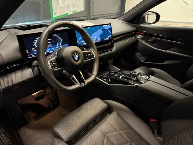 BMW 520 520d M-Sport Touring