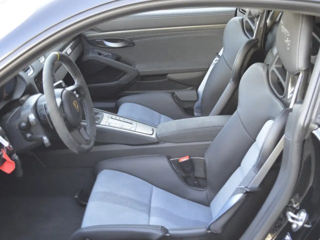 Porsche Cayman Coupé RS