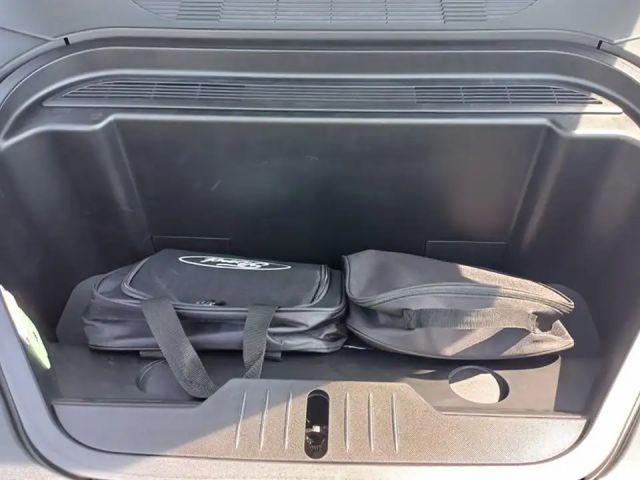 Ford Mustang Mach-E AWD Standard range