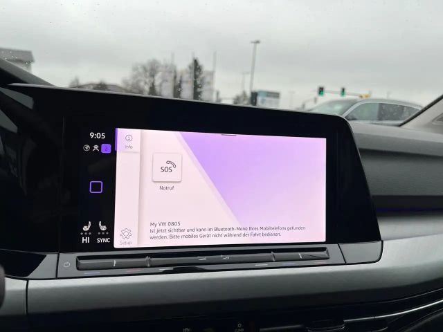 Volkswagen Golf Life Variant