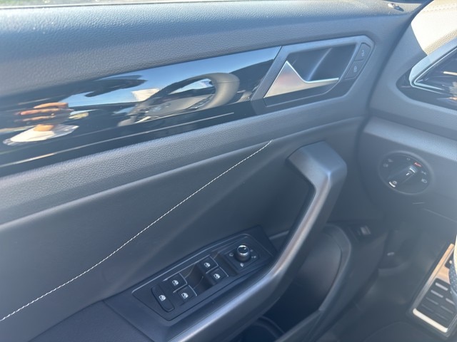 Volkswagen T-Roc T-Roc R-Line 1.5 TSI 110 kW