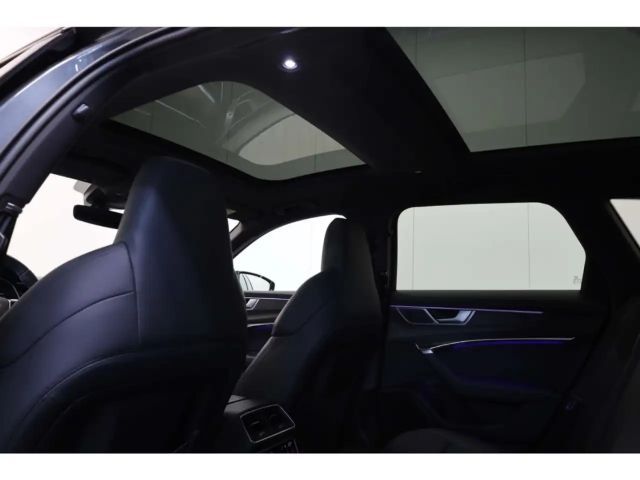 Audi RS6 Avant Performance Quattro