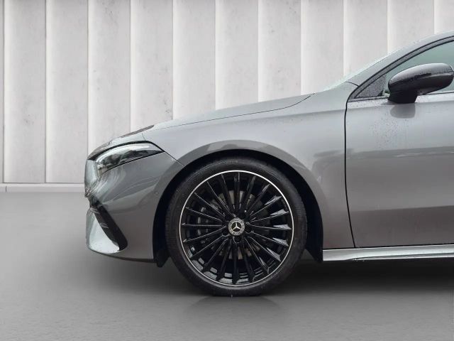 Mercedes-Benz A 220 A 220 d AMG Line