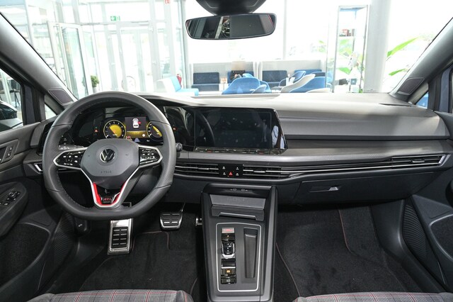 Volkswagen Golf 2.0 TSI DSG GTI Golf VIII Style