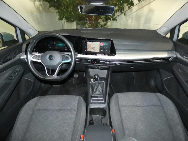 Volkswagen Golf Life Variant