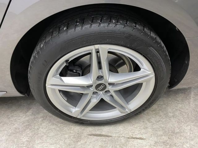 Audi A4 40 TFSI Avant S-Tronic