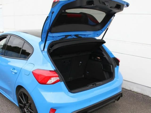 Ford Focus EcoBoost ST Line