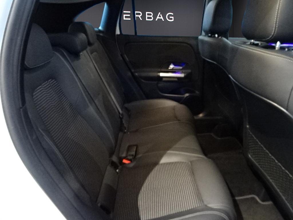 Mercedes-Benz GLA 200 4MATIC GLA 200 d Progressive