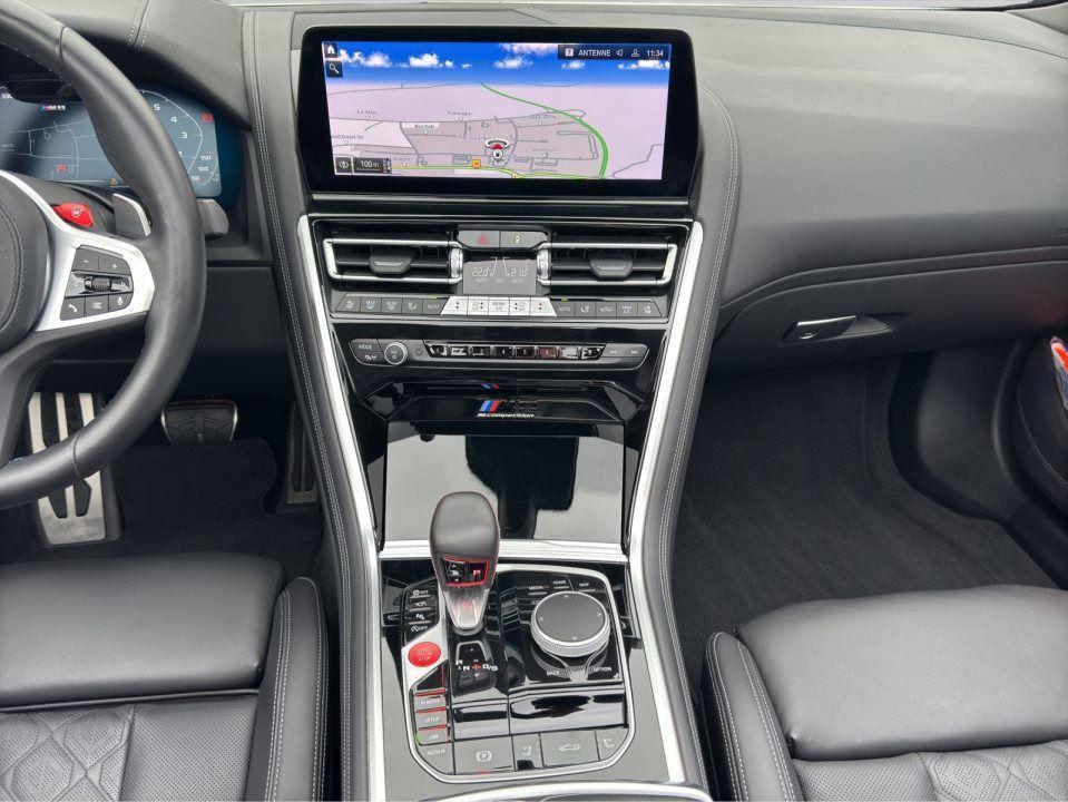 BMW M8 Cabrio Competition xDrive