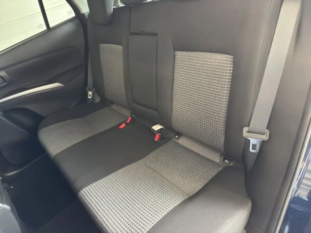 Suzuki S-Cross Hybrid