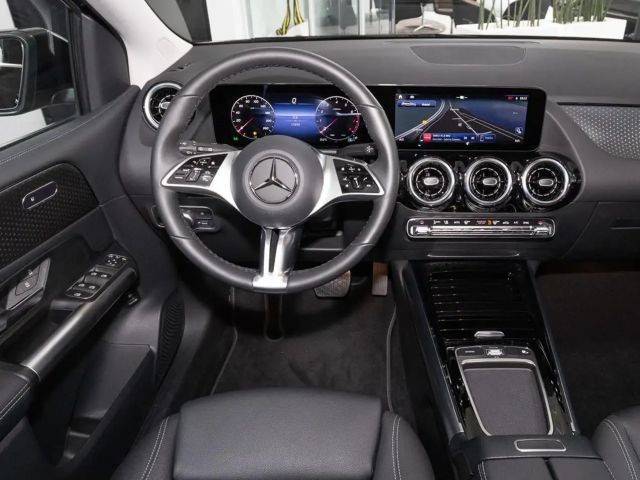 Mercedes-Benz B 180 W-Paket ParkAss. LED SpurH el.Heck LM KAM