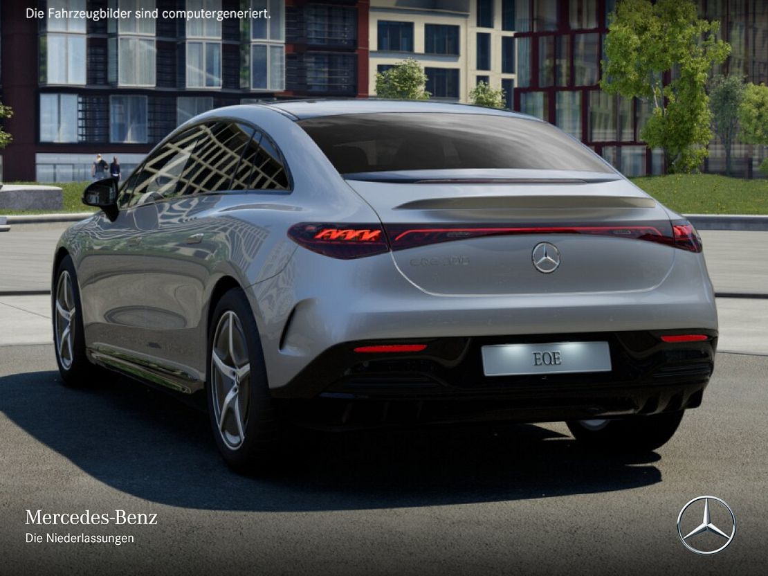 Mercedes-Benz EQE 300 Sedan