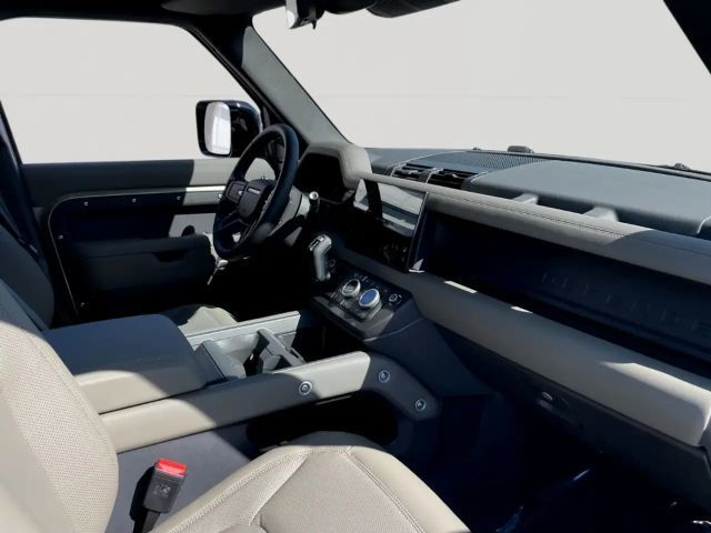 Land Rover Defender 110 D250 Dynamic SE