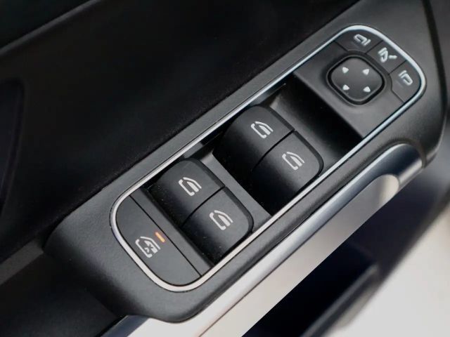 Mercedes-Benz GLB 220 AMG Line GLB 220 d