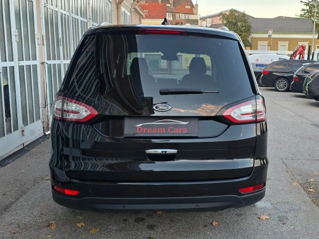 Ford Galaxy Titanium