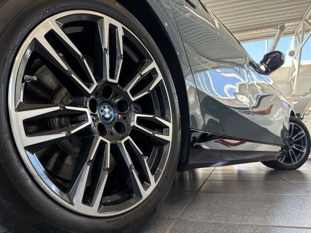 BMW i5 M60 Sedan xDrive