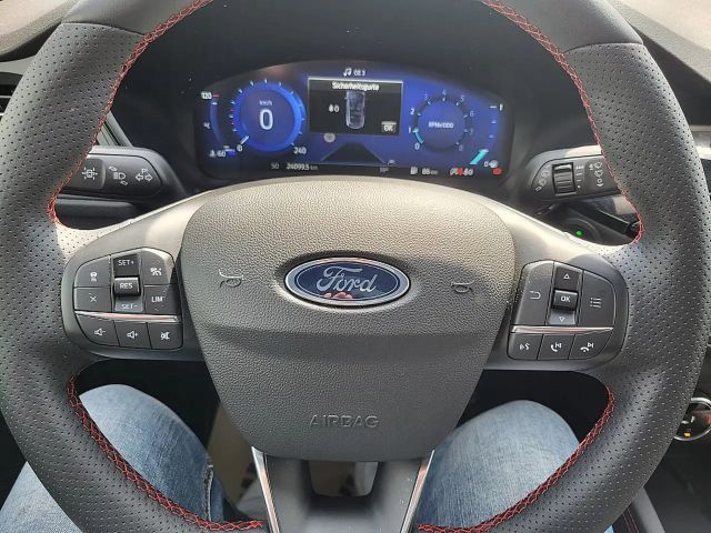Ford Kuga EcoBoost ST Line