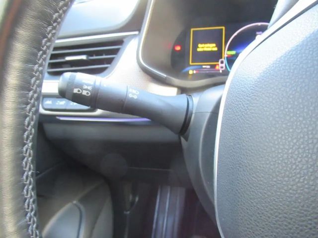 Renault Arkana E-Tech Intens