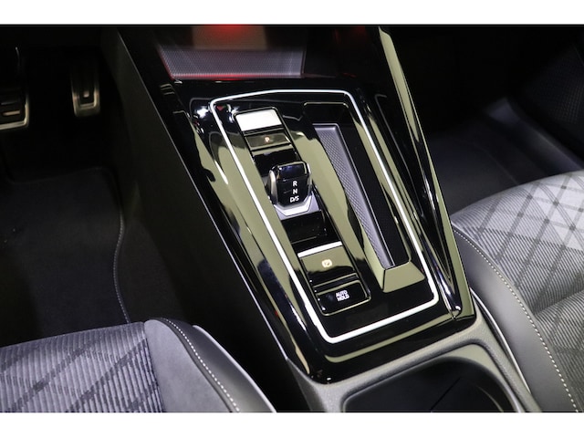 Volkswagen Golf 2.0 TDI R-Line Variant