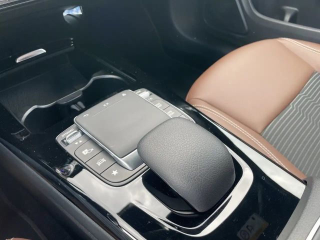 Mercedes-Benz CLA 180 Shooting Brake